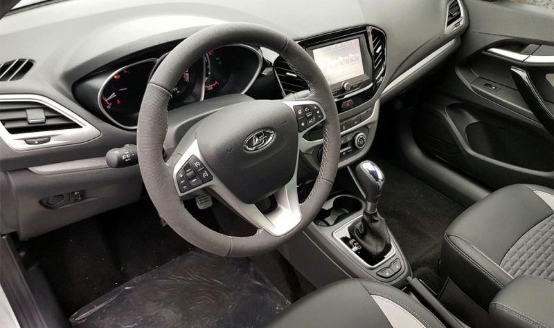 
                                    Lada Vesta 2020: вариатор, новые зеркала и другие изменения
                            