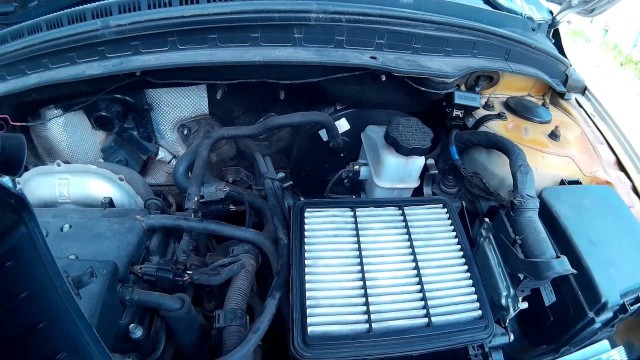 Замена воздушного фильтра двигателя Hyundai i30