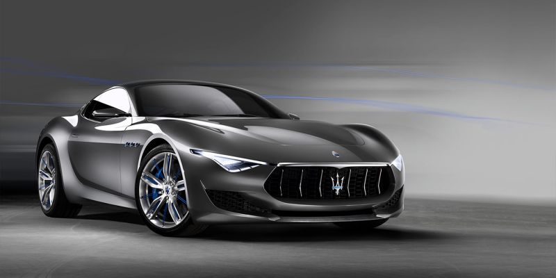 
                                    Новый Maserati GranTurismo появится в 2020 году
                            