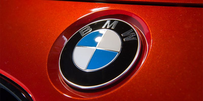 
                                    Электрический кроссовер BMW i5  станет беспилотным
                            