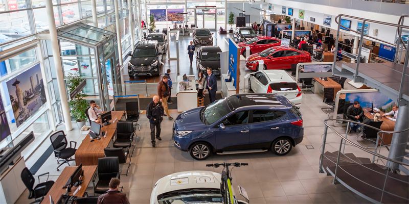 
                                    Продажи автомобилей в России показали рекордный рост по итогам июля
                            