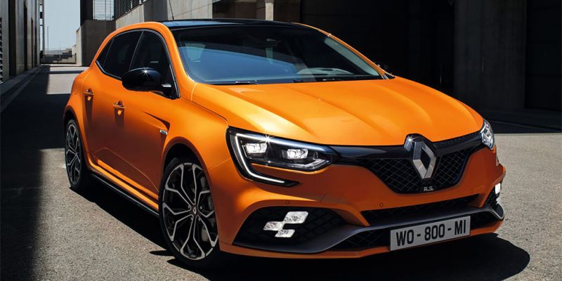 
                                    Renault представил сверхмощный Megane нового поколения
                            