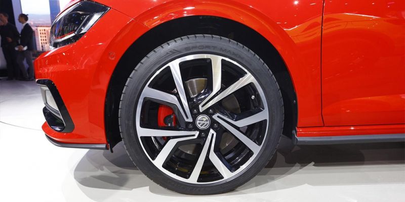 
                                    Volkswagen представил 200-сильную версию нового Polo
                            