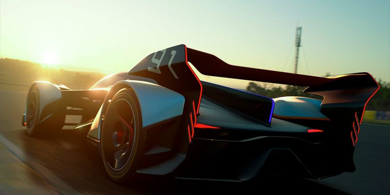 
                                    McLaren представил виртуальный спорткар
                            