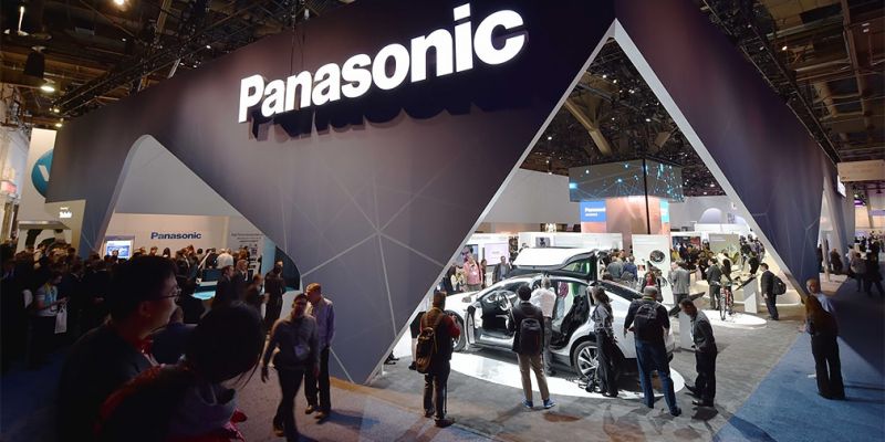
                                    Panasonic анонсировал разработку автомобильного автопилота
                            