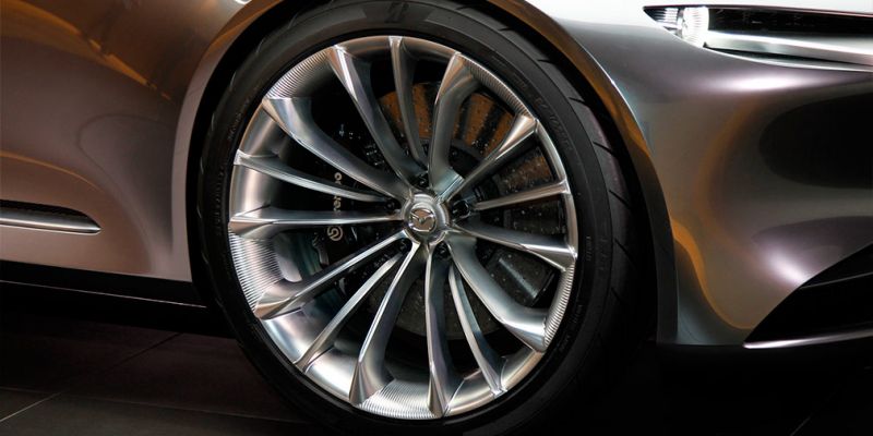 
                                    Mazda показала прототип роскошного купе
                            