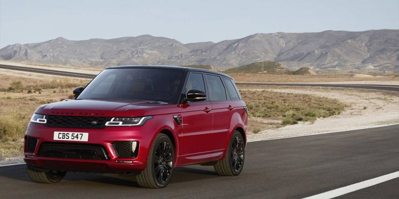 
                                    Land Rover представил обновленный Range Rover Sport
                            