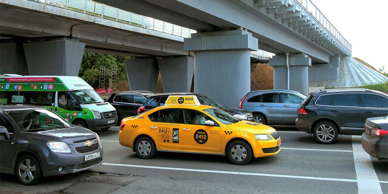 
                                    Власти Москвы сообщили о снижении стоимости поездок на такси
                            