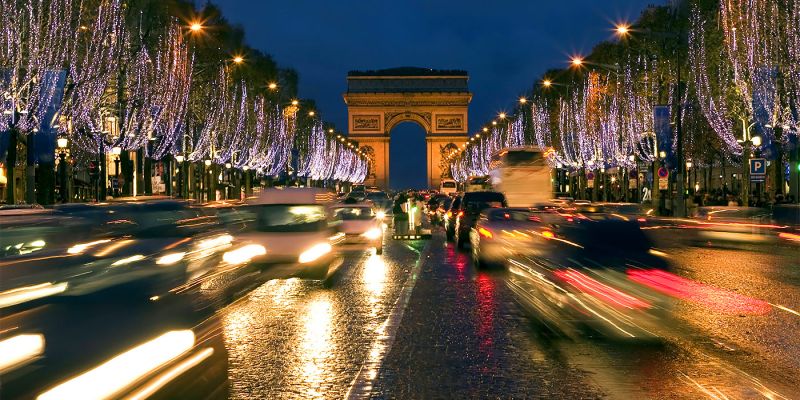 
                                    В Париже запретят бензиновые и дизельные автомобили
                            