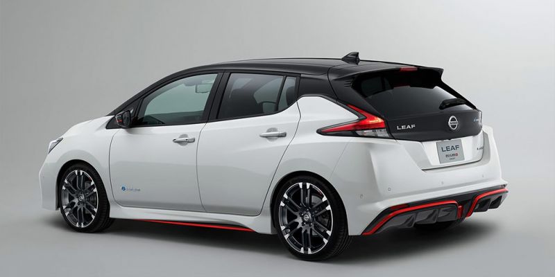 
                                    Nissan показал спортивную версию электрокара Leaf нового поколения
                            