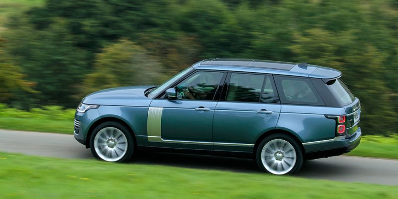 
                                    Лазеры, 4G и горячие камни: как изменился Range Rover
                            