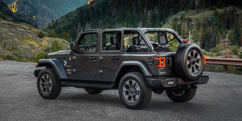 
                                    Jeep привезет новый Wrangler в Россию весной 2018 года
                            
