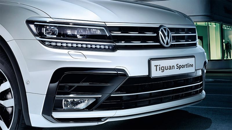 
                                    Кроссовер Volkswagen Tiguan получил в России специальную версию
                            