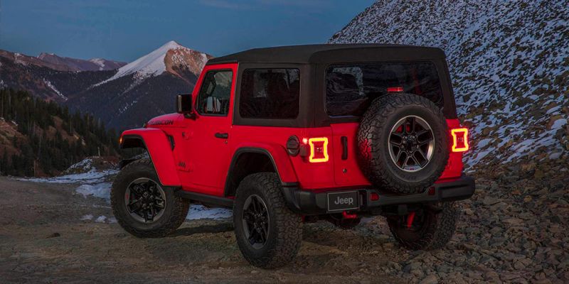 
                                    Jeep привезет новый Wrangler в Россию весной 2018 года
                            