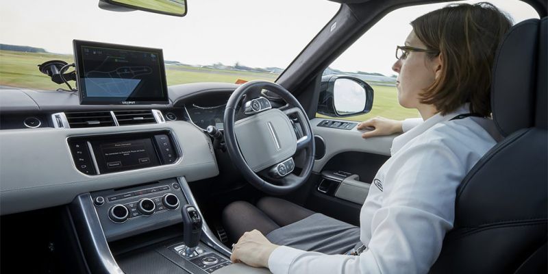 
                                    В Великобритании разрешат тесты автономных машин без водителей
                            