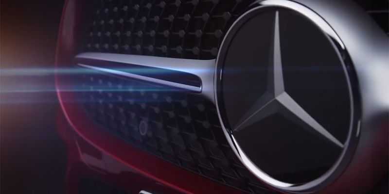 
                                    Новый седан Mercedes-Benz CLS показали на видео
                            