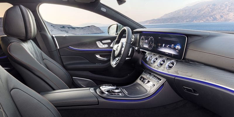 
                                    Новый Mercedes CLS: автопилот и очень яркие фары
                            