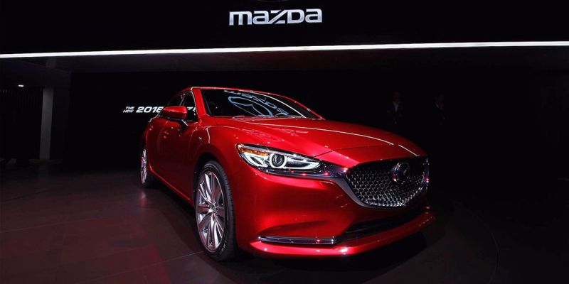 
                                    Mazda показала в Лос-Анджелесе обновленную «шестерку» с турбомотором
                            