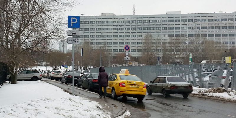 
                                    Парковку в Москве на новогодних праздниках сделают бесплатной
                            