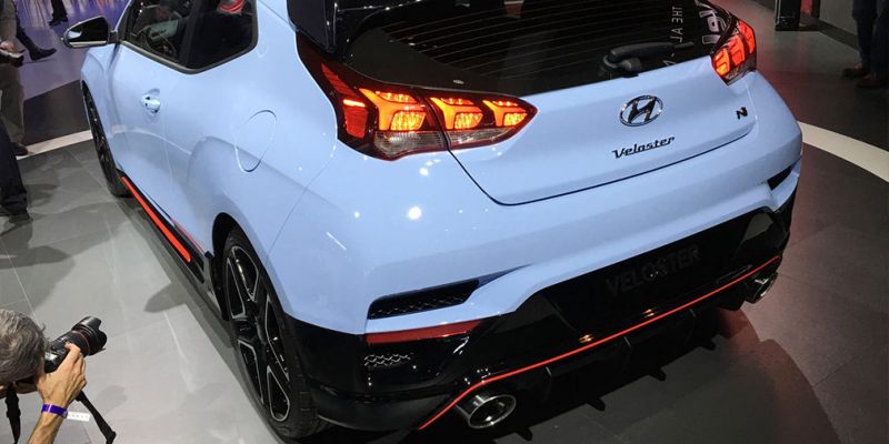 
                                    Хэтчбек Hyundai Veloster сменил поколение
                            