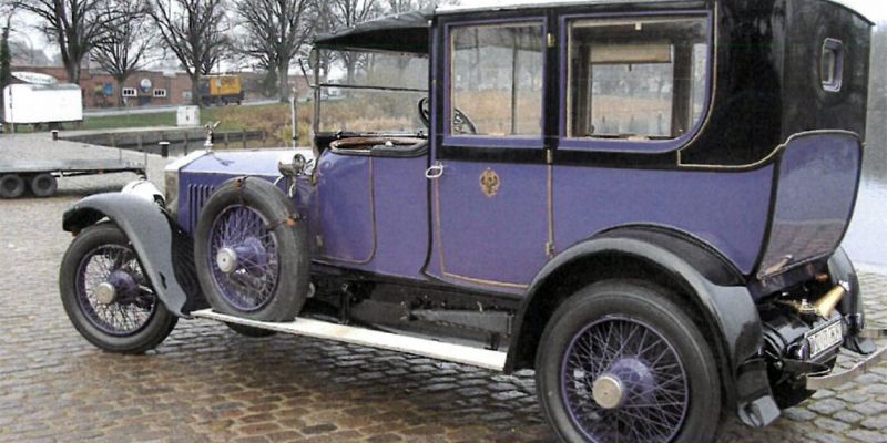 
                                    Rolls-Royce Николая II выставили на продажу за 270 миллионов рублей
                            