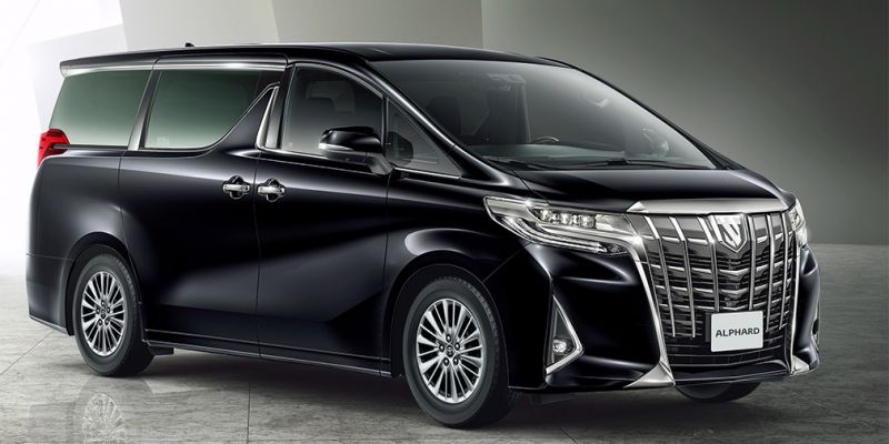 
                                    Toyota назвала цены на обновленный минивэн Alphard
                            