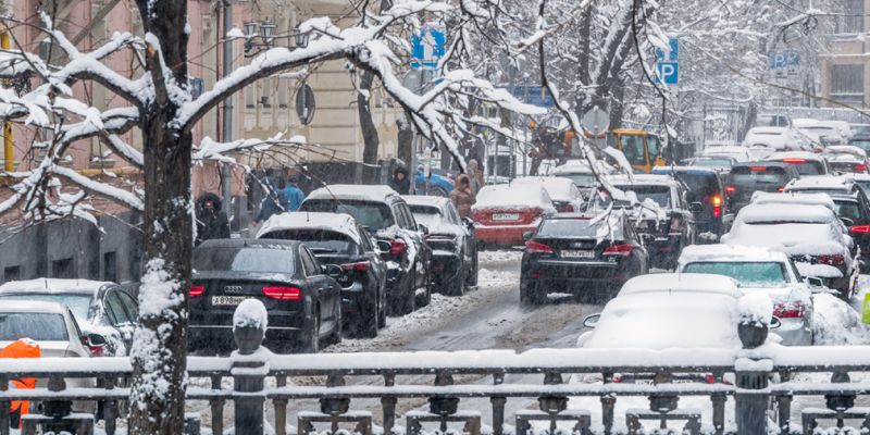 
                                    Власти Москвы рассказали, как ездить в снегопад
                            