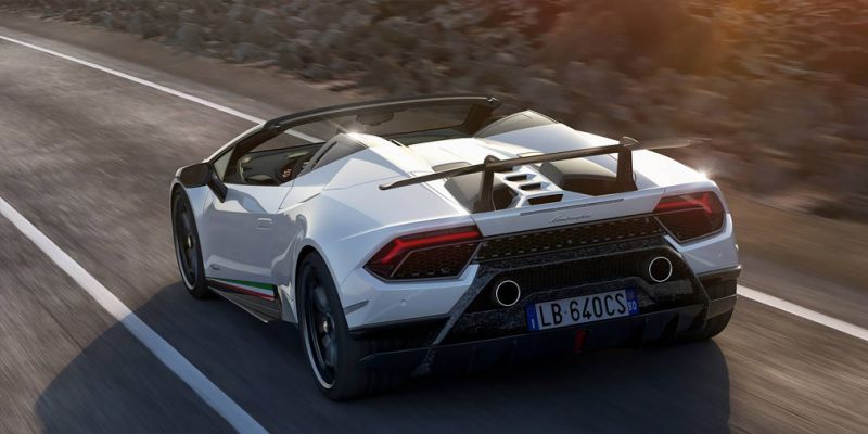 
                                    Lamborghini представил сверхбыстрый Huracan с открытым верхом
                            