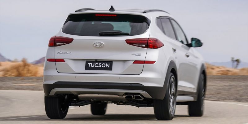 
                                    Hyundai Tuscon остался без турбомотора и «робота» после рестайлинга
                            