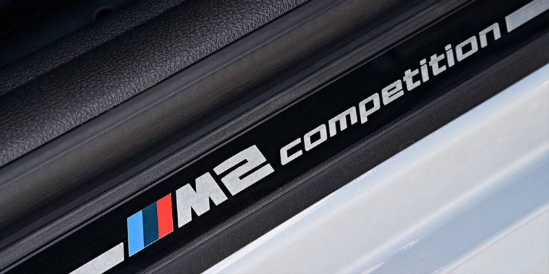 
                                    Быстрейшая версия BMW M2 получила 410-сильный мотор
                            