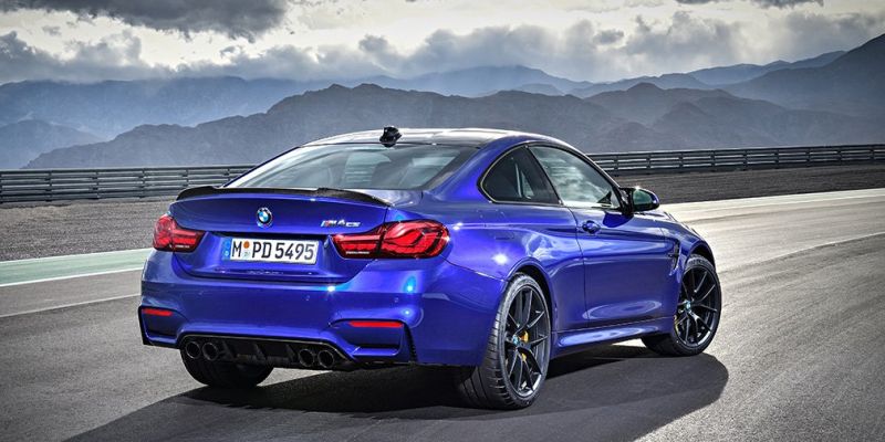 
                                    BMW назвала рублевую стоимость 460-сильного купе M4 CS
                            