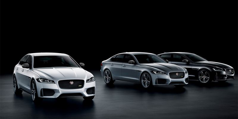 
                                    Jaguar представил спортивные версии седанов XE и XF
                            