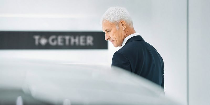 
                                    Глава Volkswagen Маттиас Мюллер ушел в отставку
                            