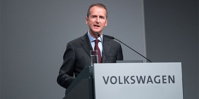 
                                    Новый глава Volkswagen дал показания по «дизельгейту» властям США
                            