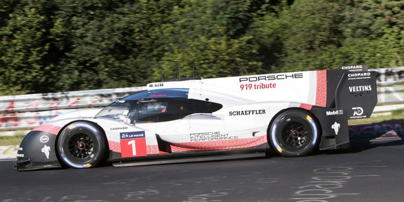 
                                    Спортпрототип Porsche установил абсолютный рекорд Нюрбургринга
                            