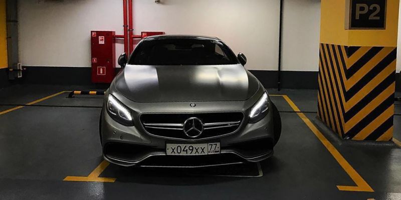 
                                    Мара Багдасарян выставила на продажу свой Mercedes-Benz
                            