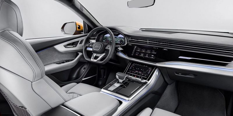 
                                    Audi представила новый серийный кроссовер Q8
                            