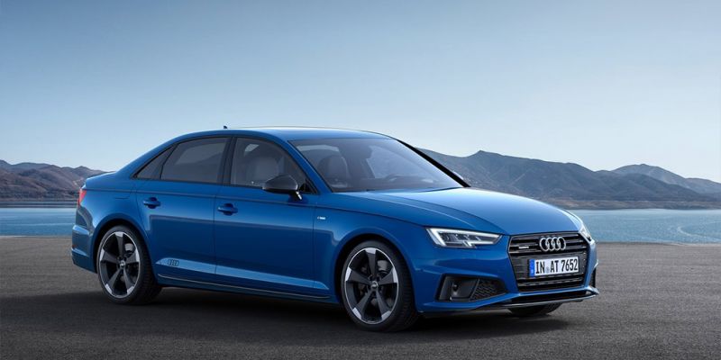 
                                    Audi слегка обновила седан и универсал A4
                            
