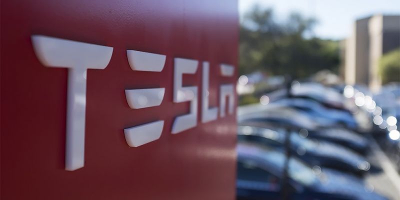 
                                    Tesla построит новый завод в Шанхае
                            