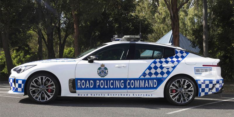 
                                    Автопарк австралийской полиции пополнили фастбеки Kia Stinger
                            