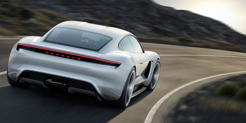 
                                    Porsche назвала характеристики первого серийного электрокара
                            