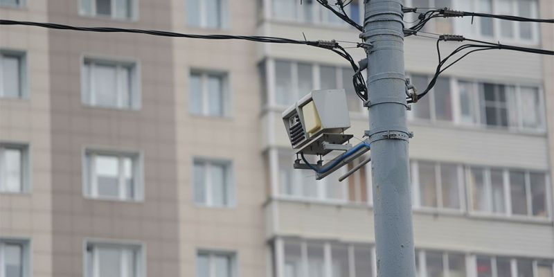 
                                    За полгода камеры оштрафовали московских водителей более 10 миллионов раз
                            
