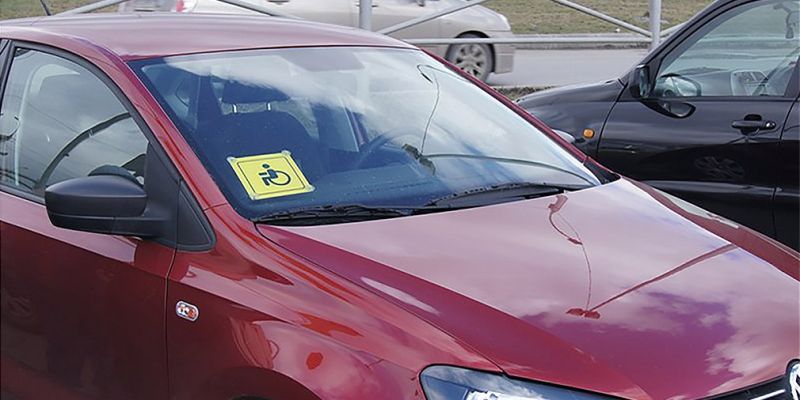 
                                    В России утвердили новые правила выдачи автомобильного знака «Инвалид»
                            