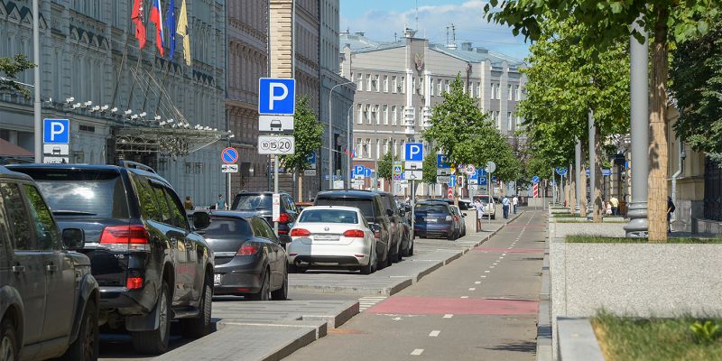 
                                    В Москве появится новый сервис для поиска парковок
                            