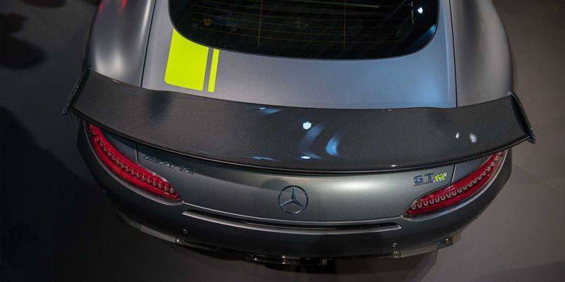 
                                    Mercedes модернизировал суперкар AMG GT
                            