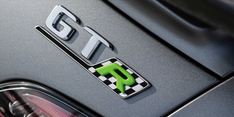 
                                    Mercedes модернизировал суперкар AMG GT
                            
