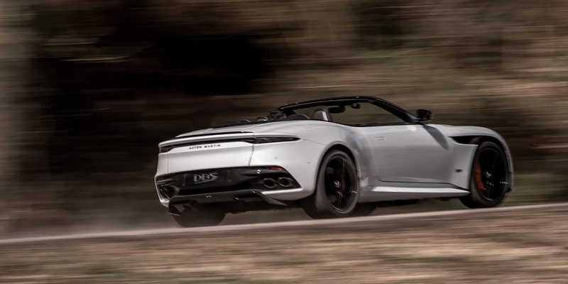 
                                    Aston Martin представил самый быстрый кабриолет
                            
