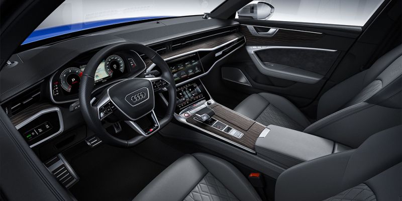 
                                    Спортивные Audi S6 и S7 получили дизель-электрические версии
                            