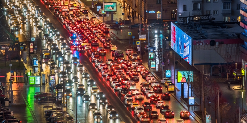 
                                    Названы российские города с самым большим количеством автомобилей
                            