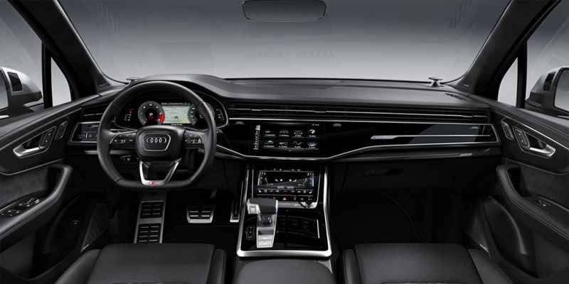 
                                    Audi представила обновленный кроссовер SQ7
                            